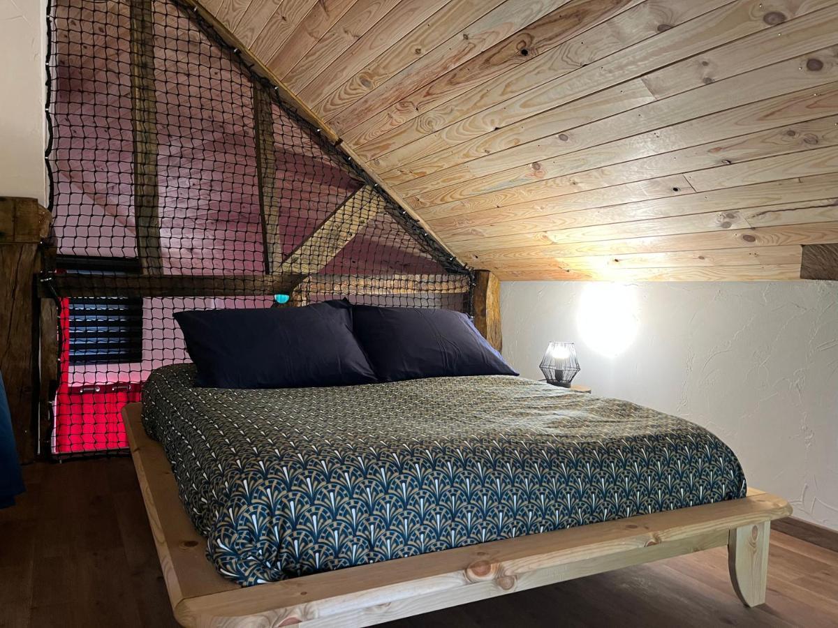 Maison D'Hote Avec Sauna Et Jacuzzi A La Campagne Les Portes du Coglais المظهر الخارجي الصورة
