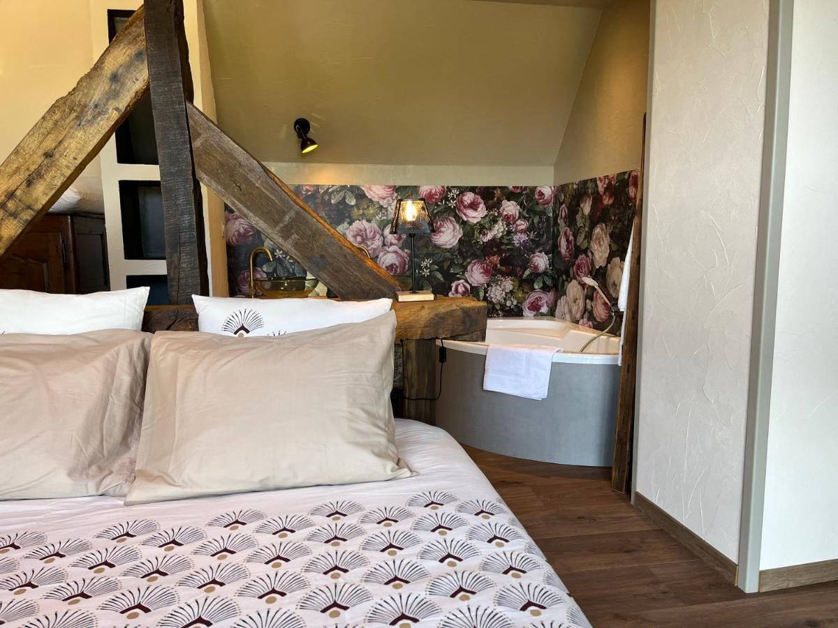 Maison D'Hote Avec Sauna Et Jacuzzi A La Campagne Les Portes du Coglais المظهر الخارجي الصورة