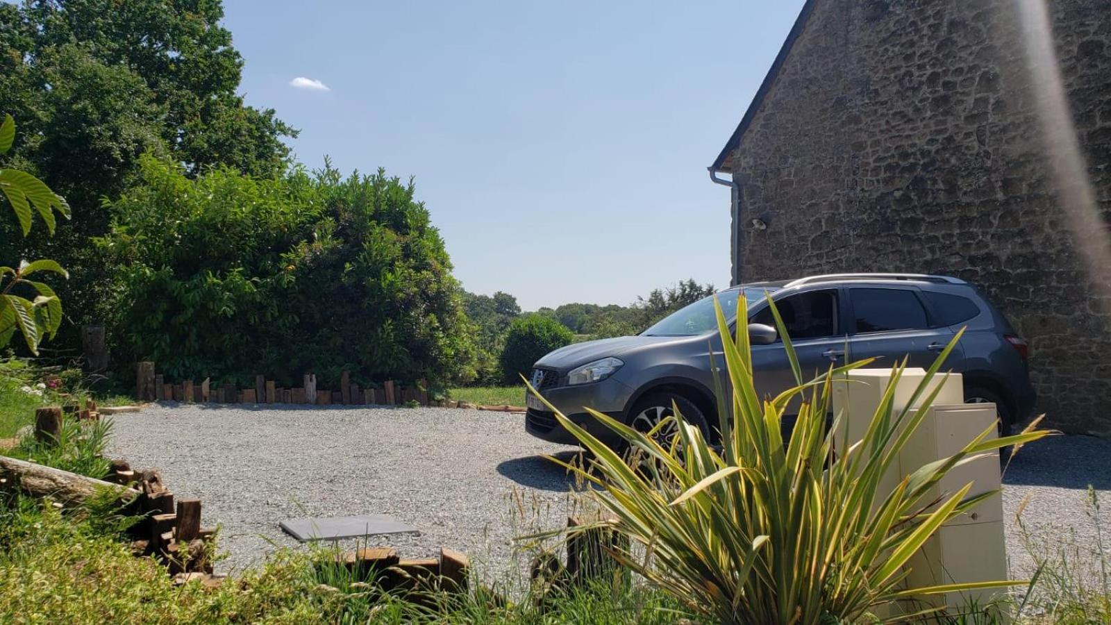Maison D'Hote Avec Sauna Et Jacuzzi A La Campagne Les Portes du Coglais المظهر الخارجي الصورة