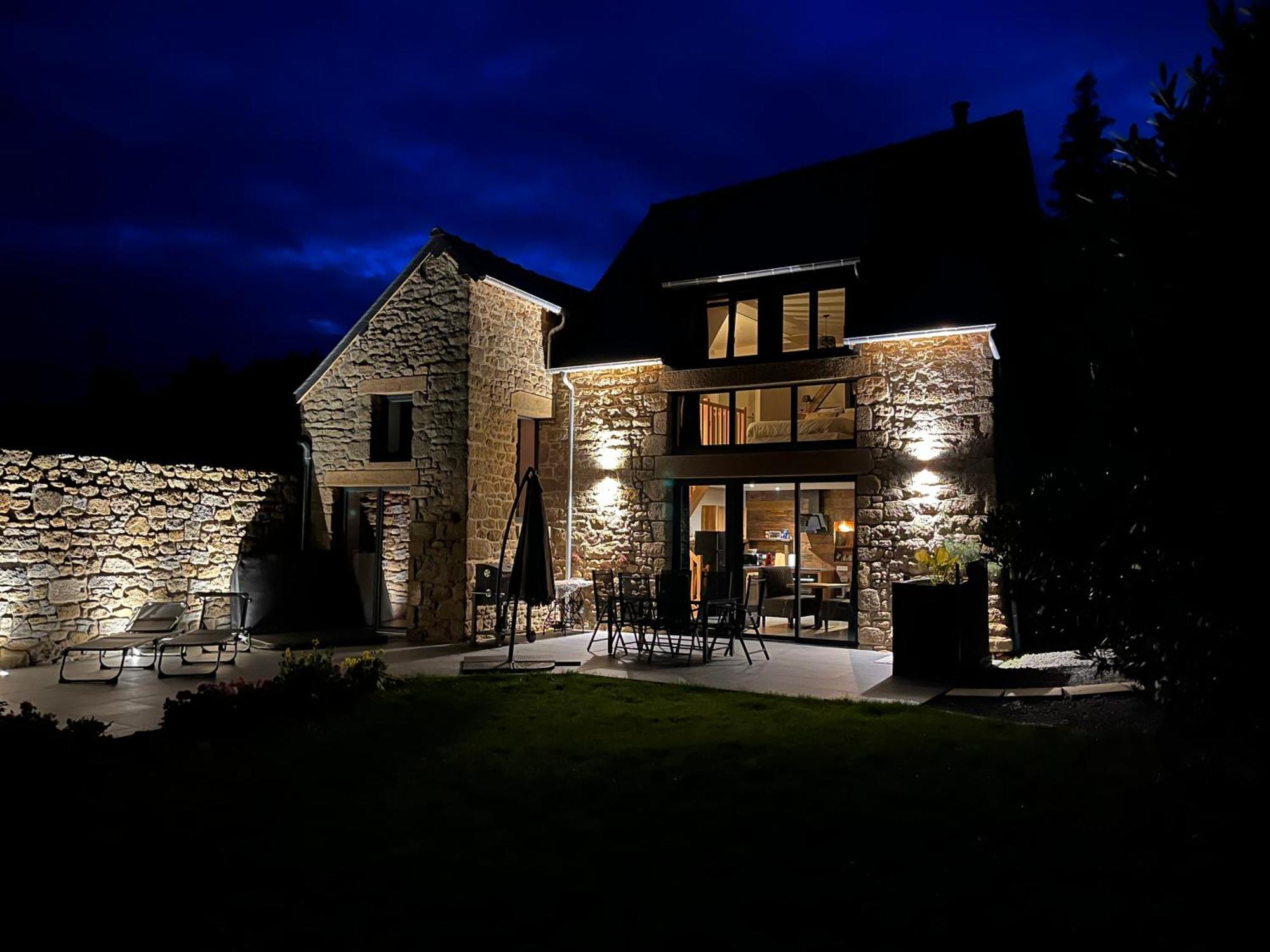 Maison D'Hote Avec Sauna Et Jacuzzi A La Campagne Les Portes du Coglais المظهر الخارجي الصورة